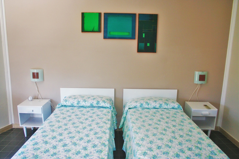Hotel Anna 27/68