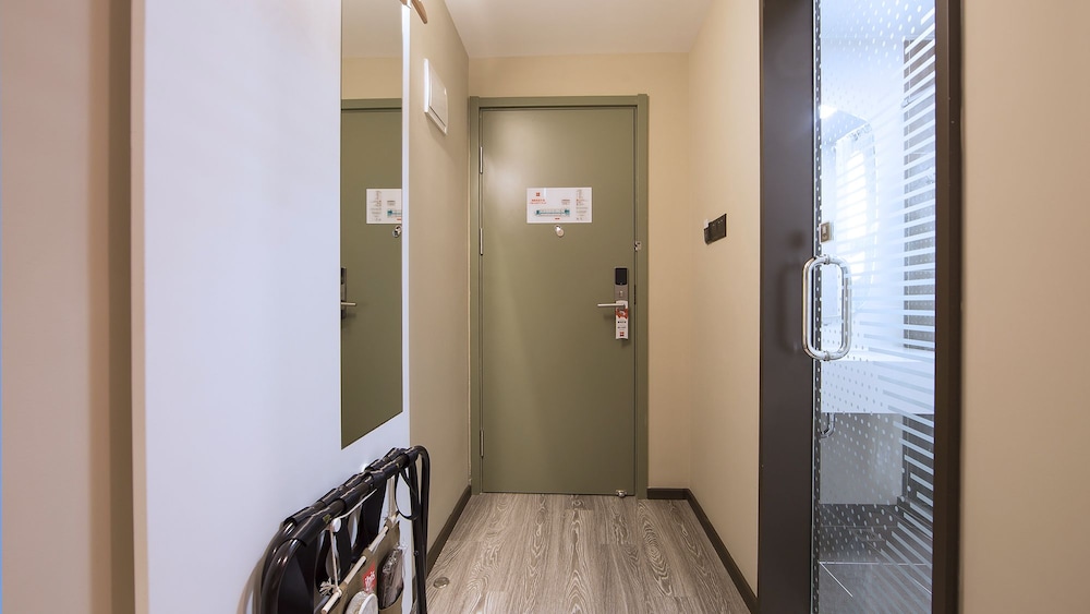 Ibis Beijing Tiantandongmen Metro Station Hotel 43/62