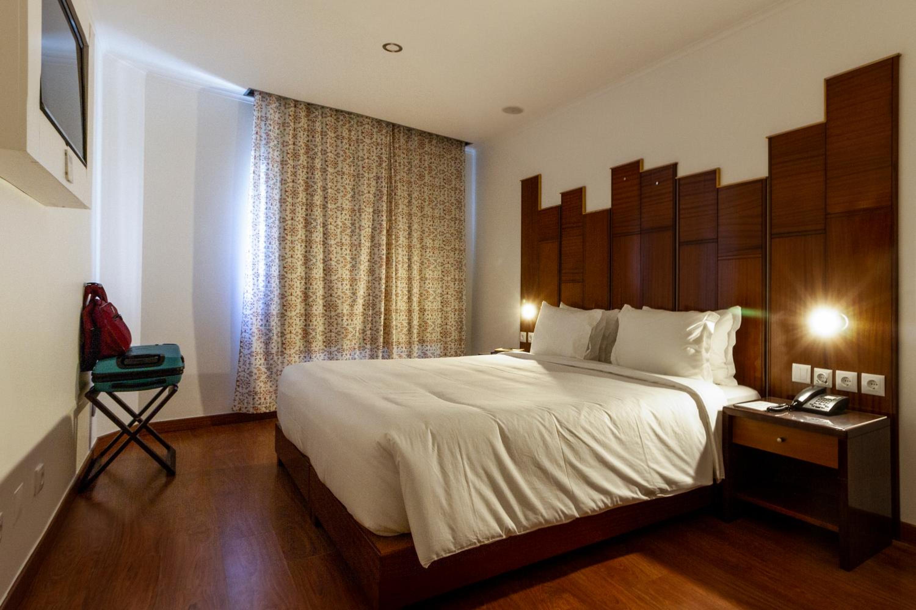 Superior, Double Bed, Hotel AS Lisboa 3/7
