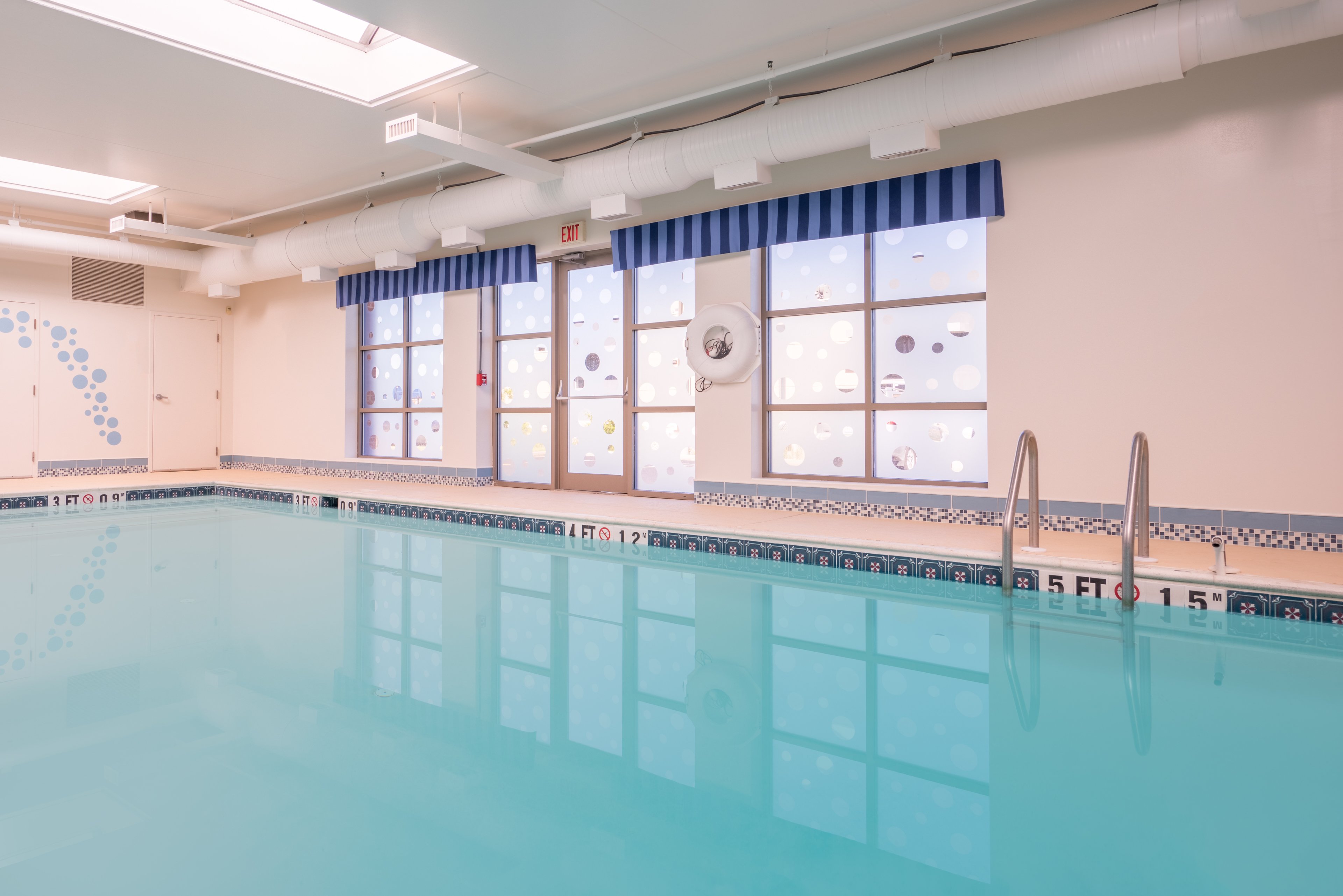 Holiday Inn Express Cambridge 18/36