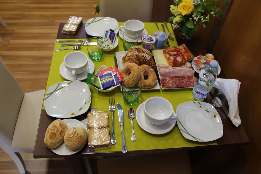 Nives Bed and Breakfast 24/29