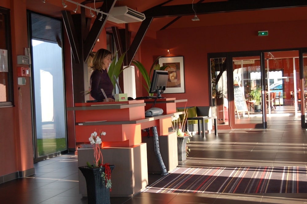Ibis Styles Segre 6/58