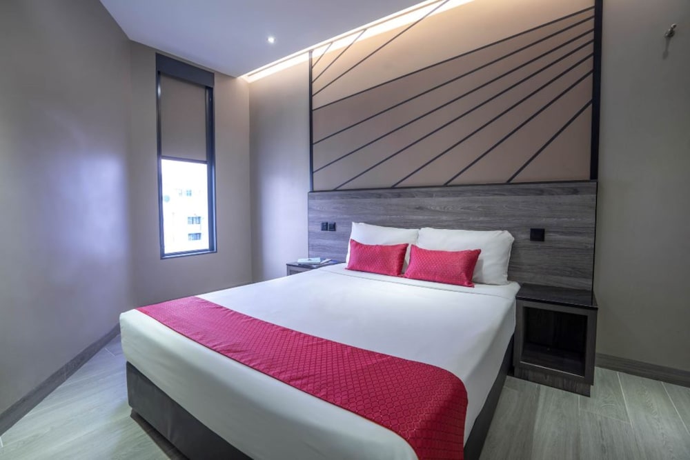 Hotel 81 Orchid 22/31