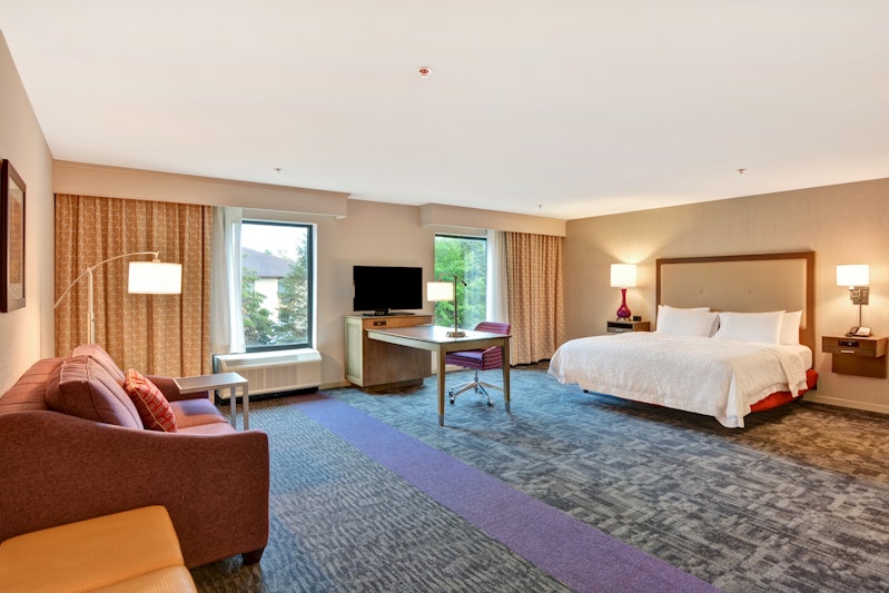 Hampton Inn & Suites Ashland 13/47