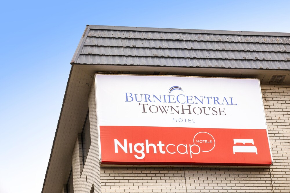 Burnie Central Townhouse Hotel 3/65
