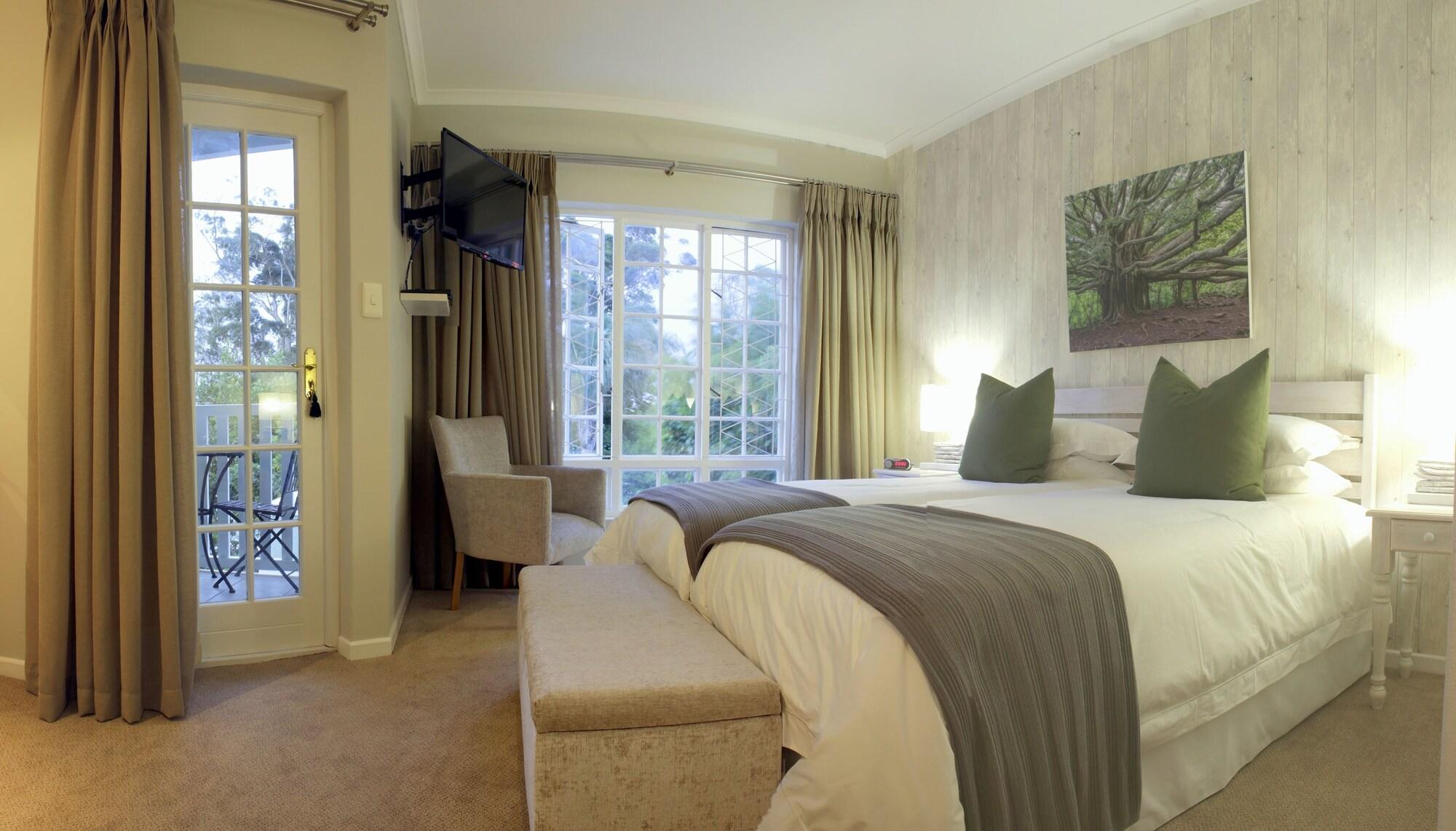 Lodge On Main Guest House 14/60