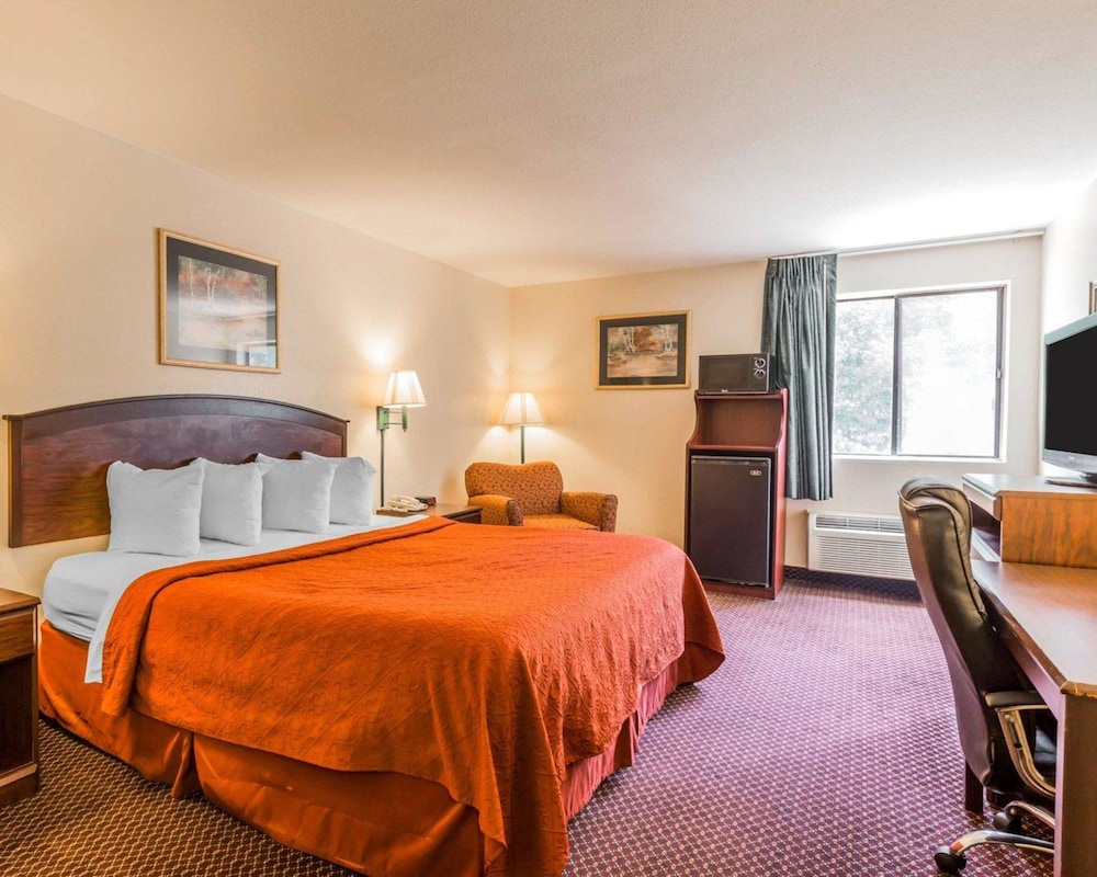 Quality Inn Pell City I-20 exit 158 23/37