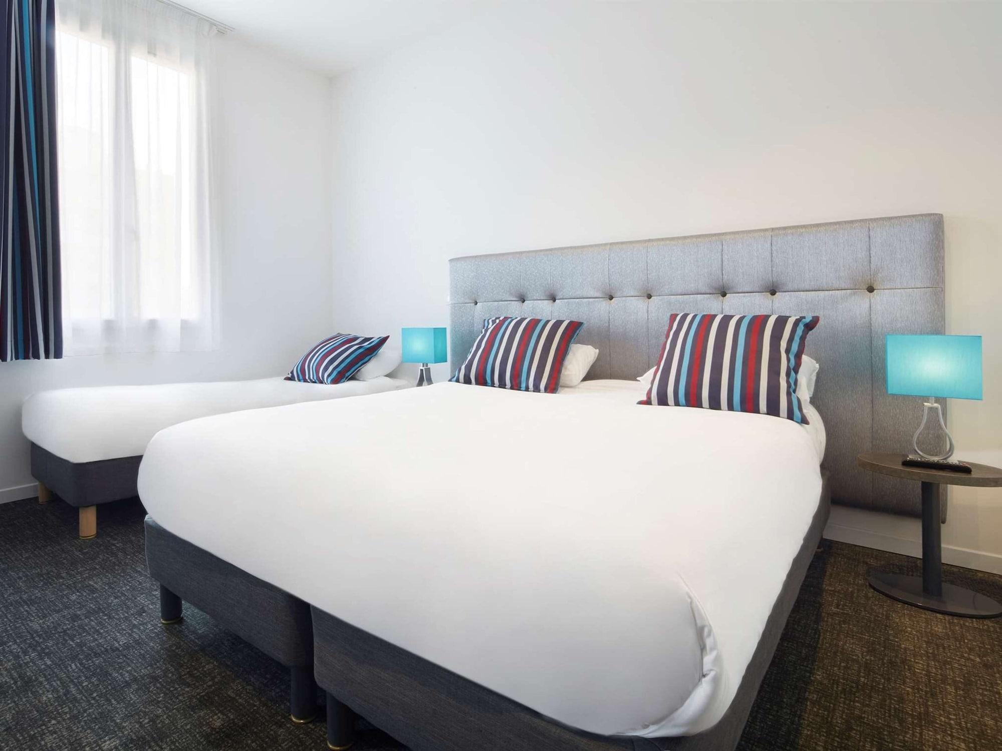 Room, 1 Double and 1 Single Bed
