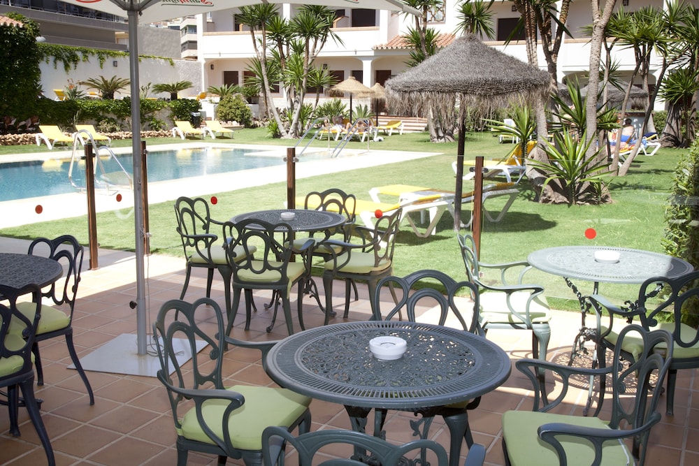 Tarik Hotel 47/63