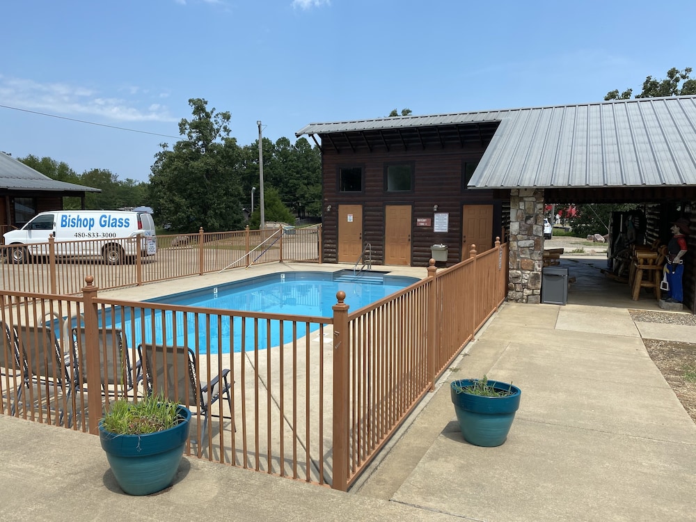 Hochatown Country Lodge 7/49