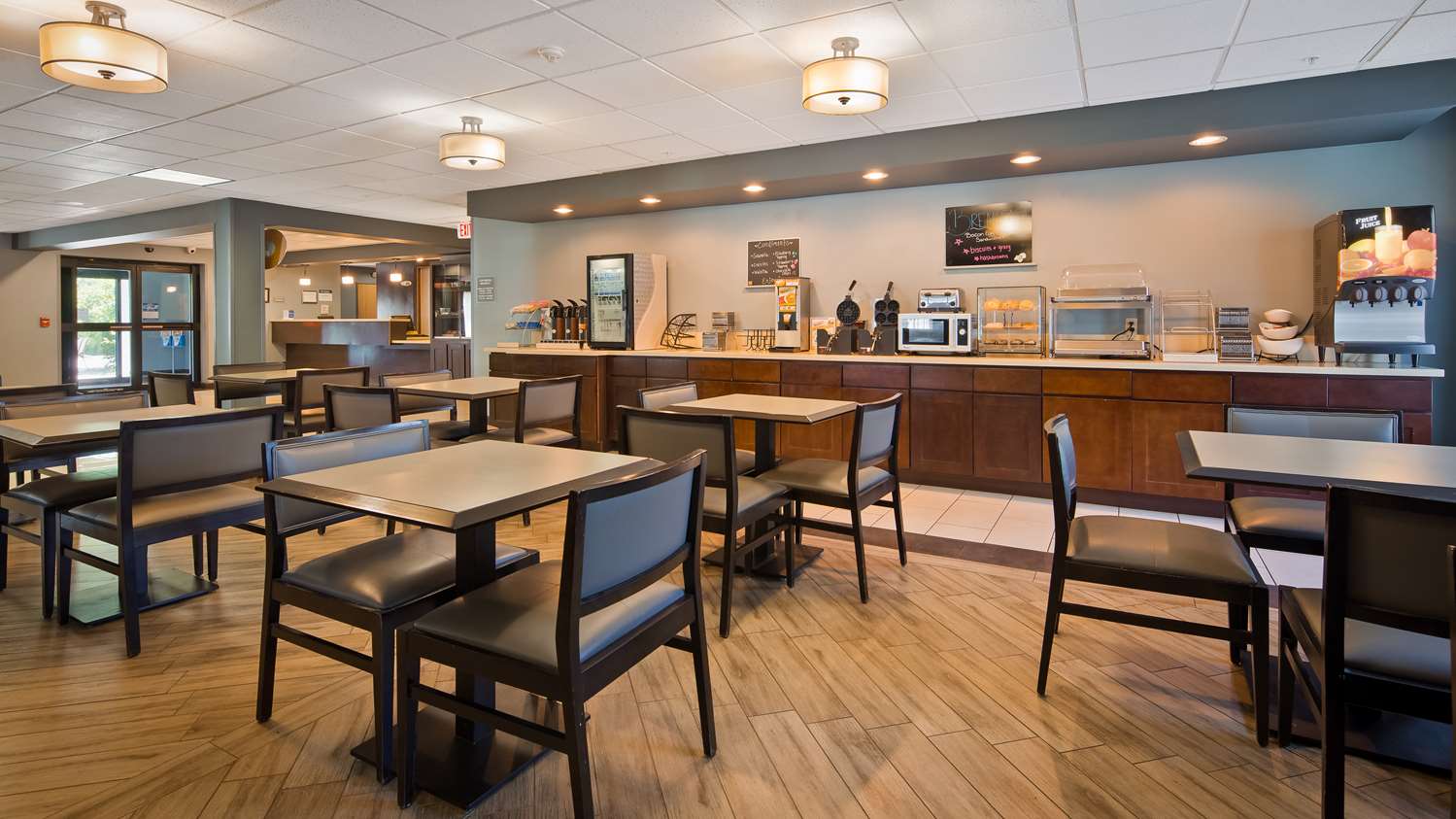 restaurant cafeteria