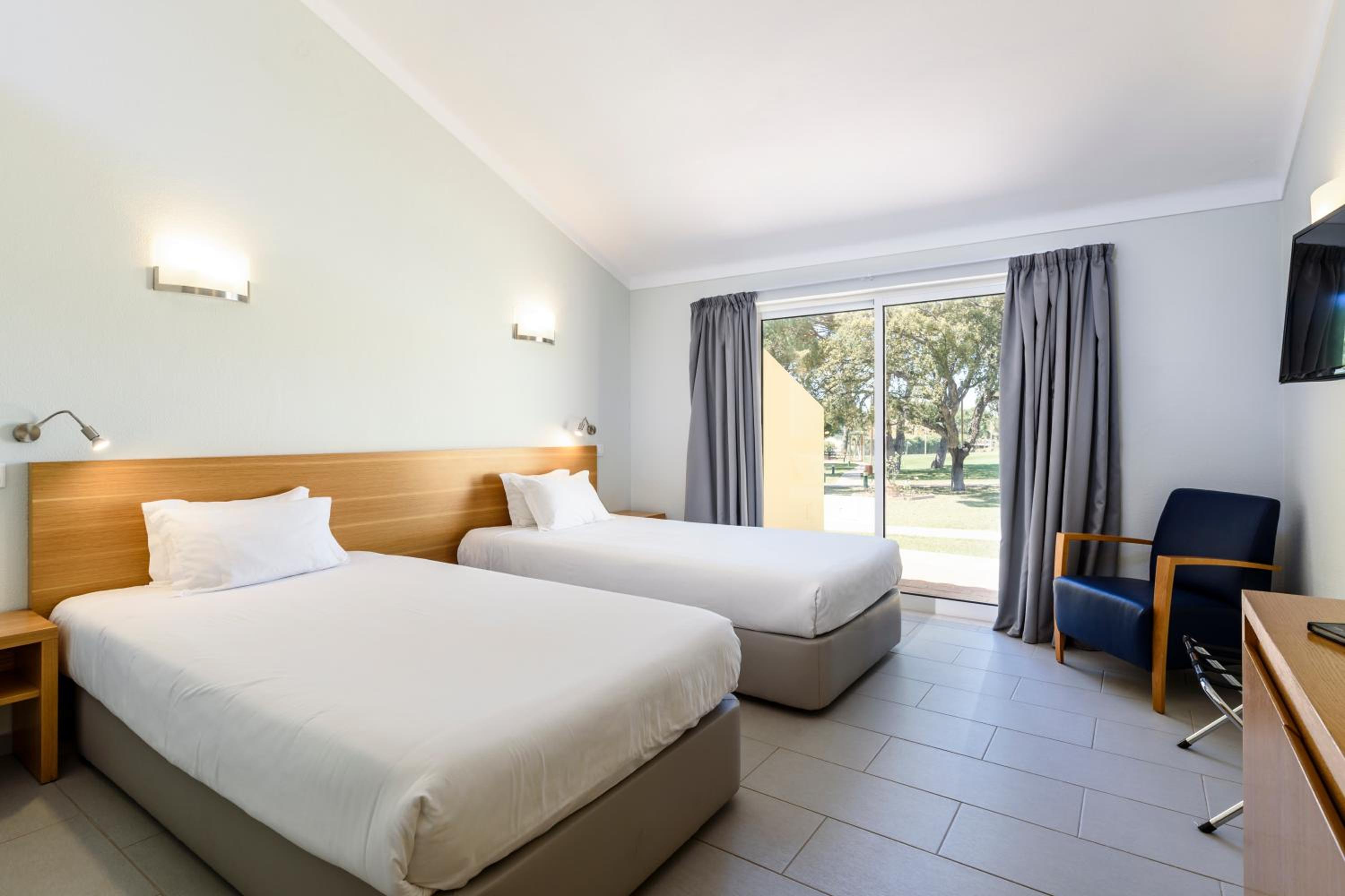 2 BEDROOMS, SUPERIOR, VILLA