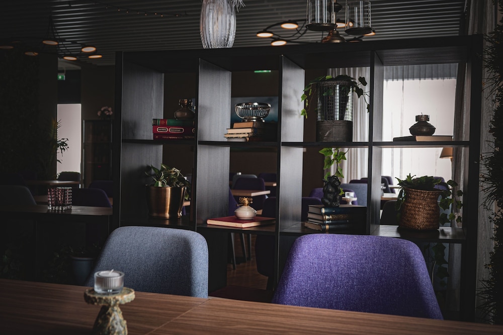 Hotel Vesturland 35/49