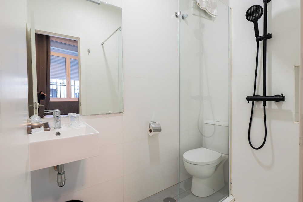 Hostal La Muralla 41/48