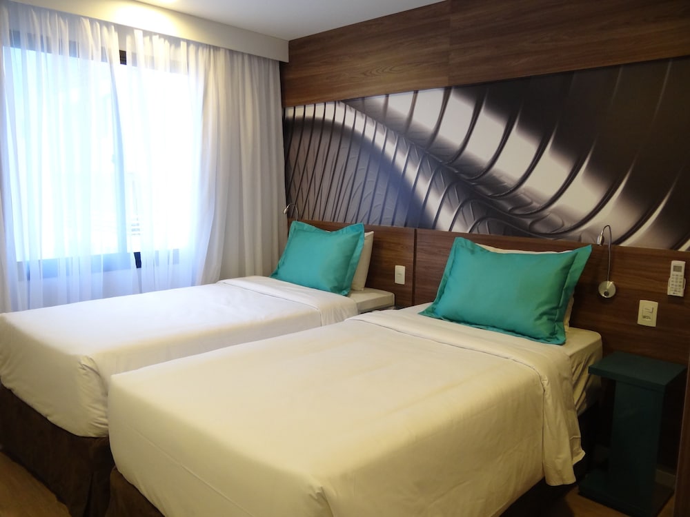 Mercure Sao Paulo Moema Times Square 7/76