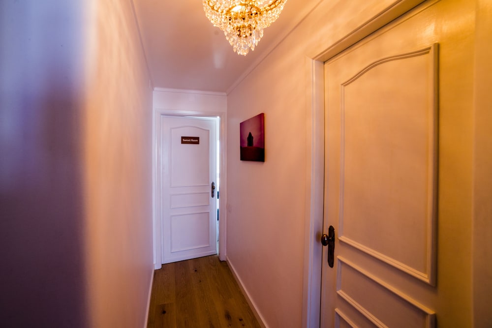 Sandhi House - Yoga & Wellness 19/40
