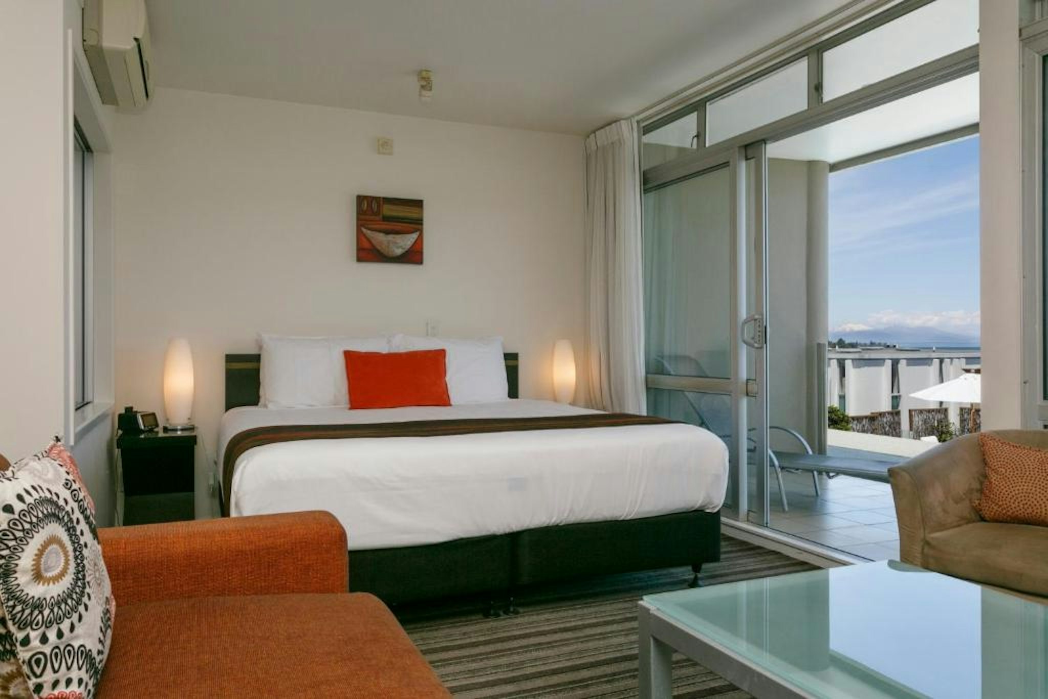 Luxury, Studio, Lake View