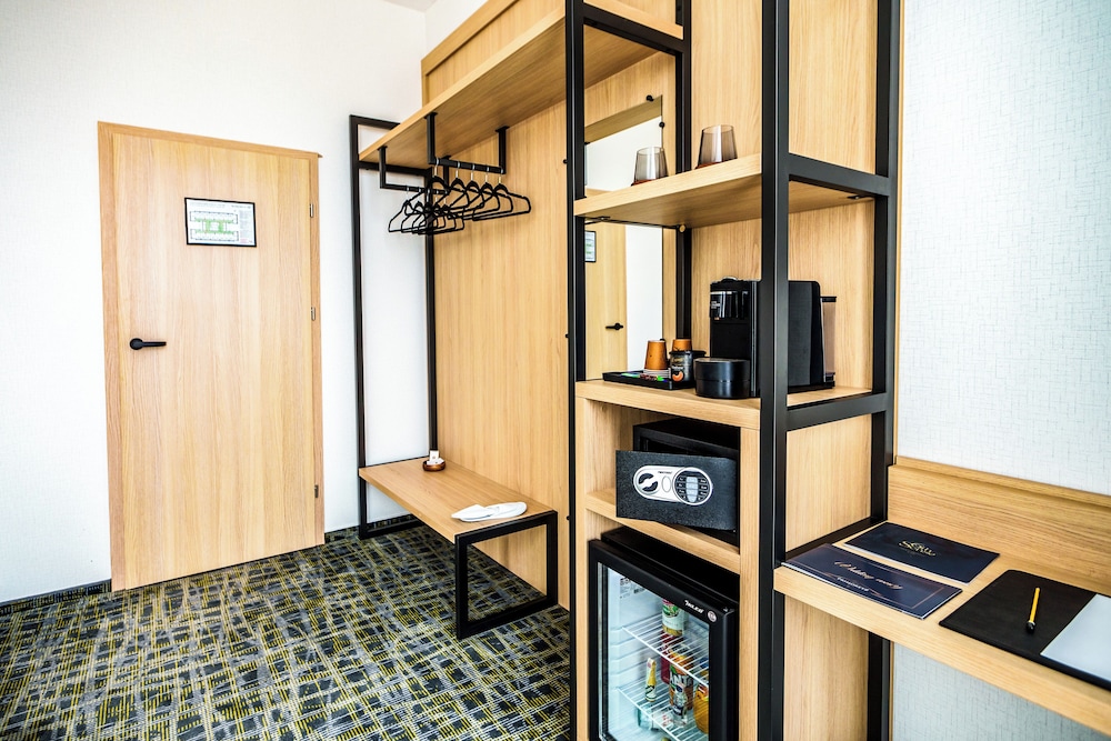 B1 City Hotel 37/49