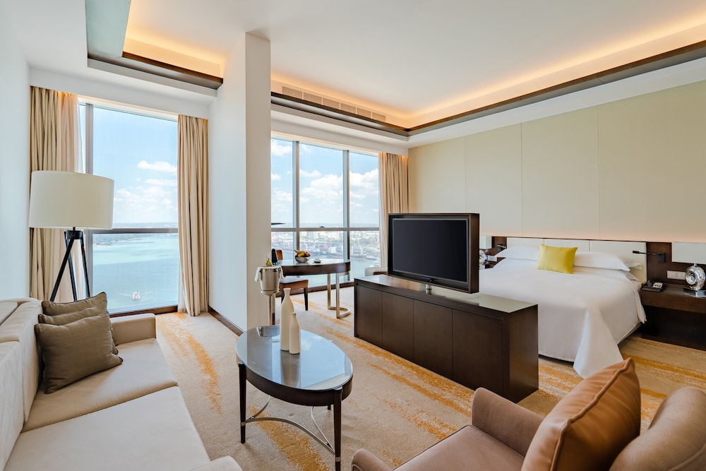 Johari Rotana 34/66