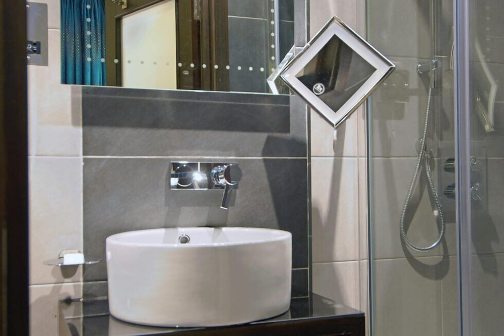 Montcalm Marble Arch Townhouse 26/28