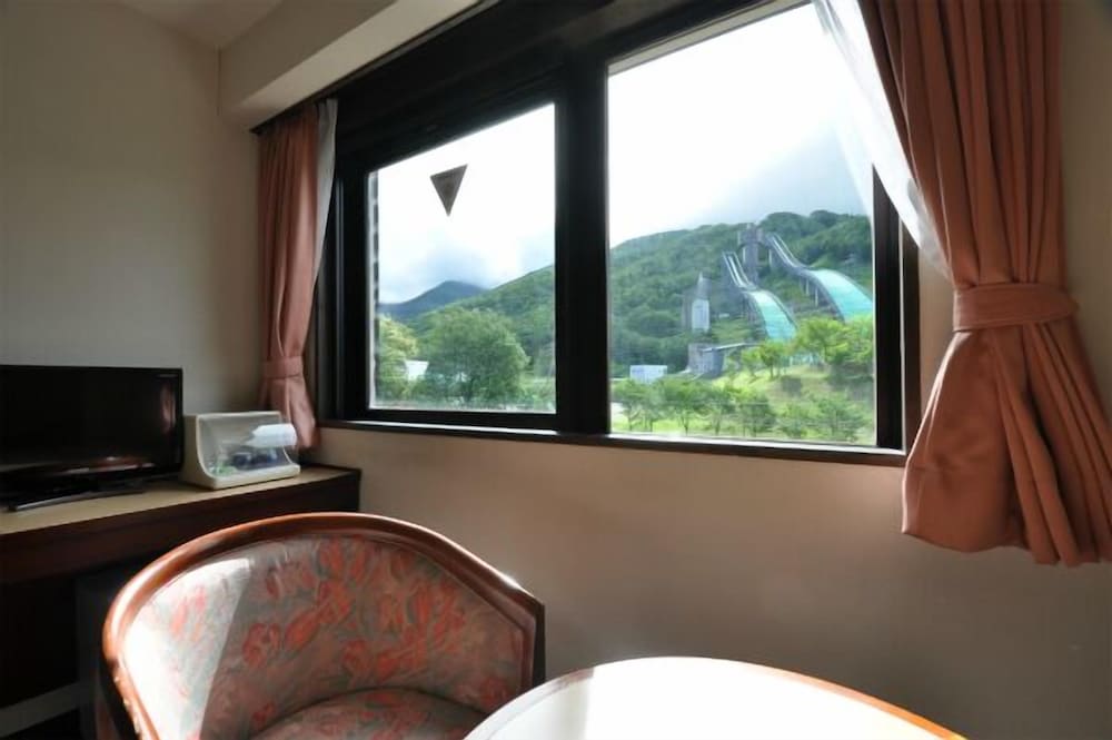Hakuba Yamano Hotel 49/50