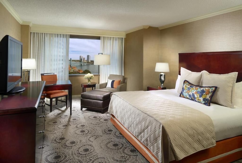 Marriott Jacksonville Downtown (ex. Omni Jacksonville Hotel) 16/64