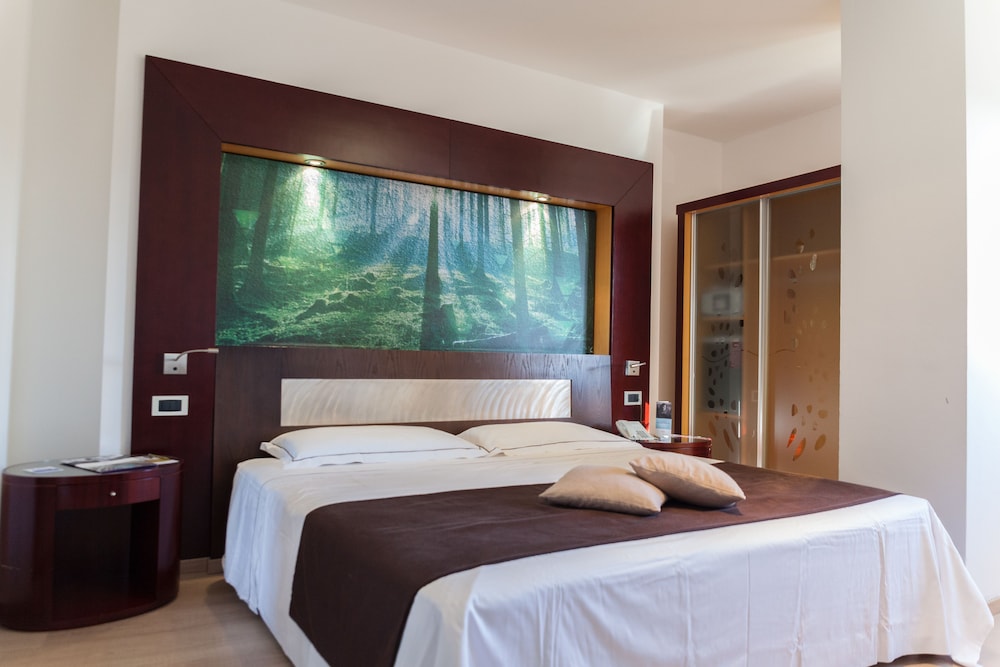 Mercure Olbia Hotel e Spa 43/76