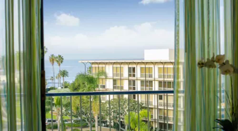 Inn By The Sea La Jolla 7/60