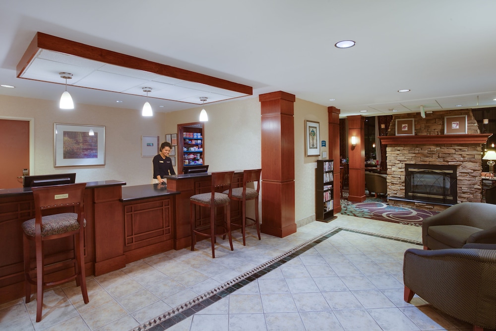Staybridge Suites Corning 14/66