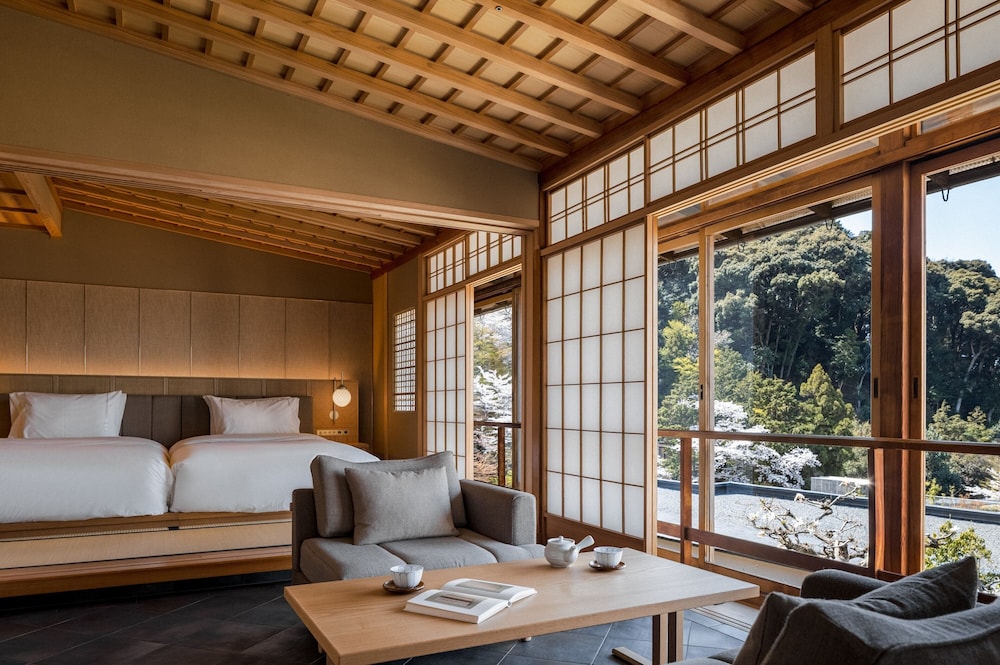 Westin Miyako 44/78