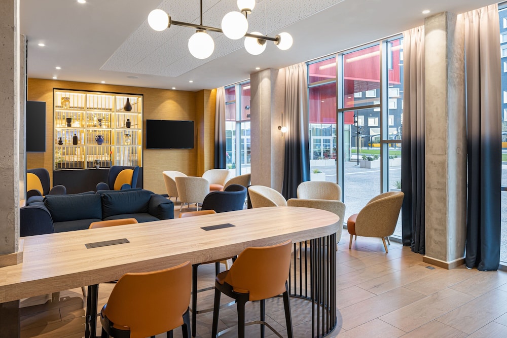 Courtyard by Marriott Paris Charles de Gaulle Central Airport 18/31