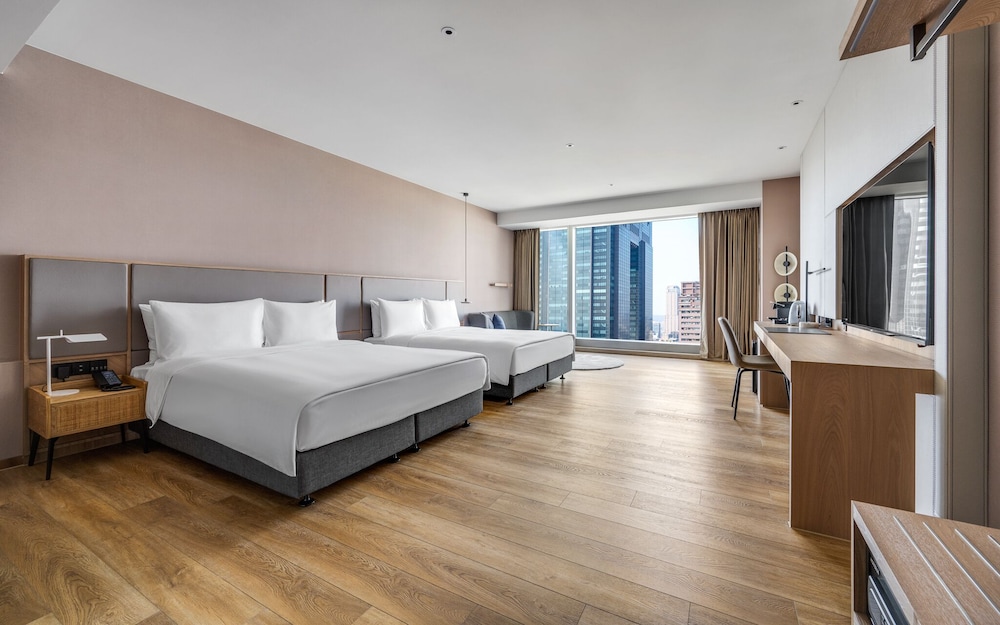 TAI Urban Resort 4/48