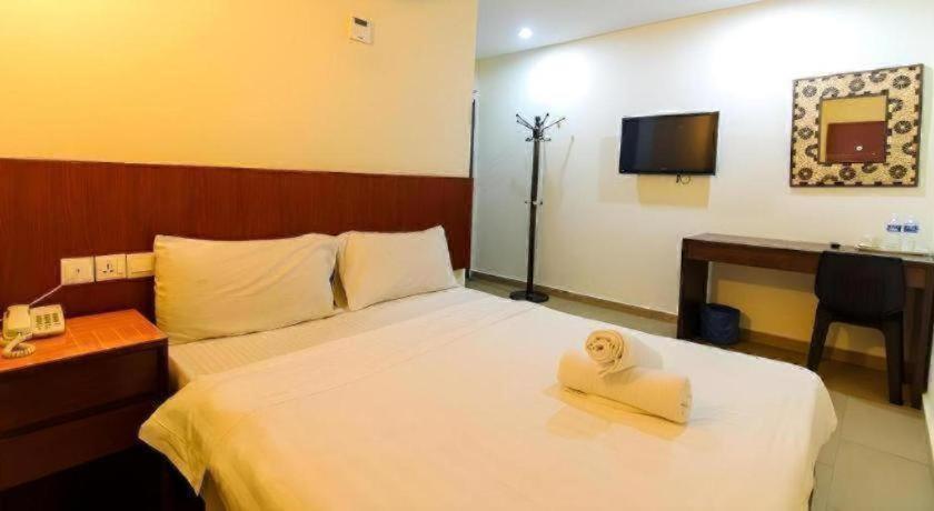 Lks Hotel 20/41
