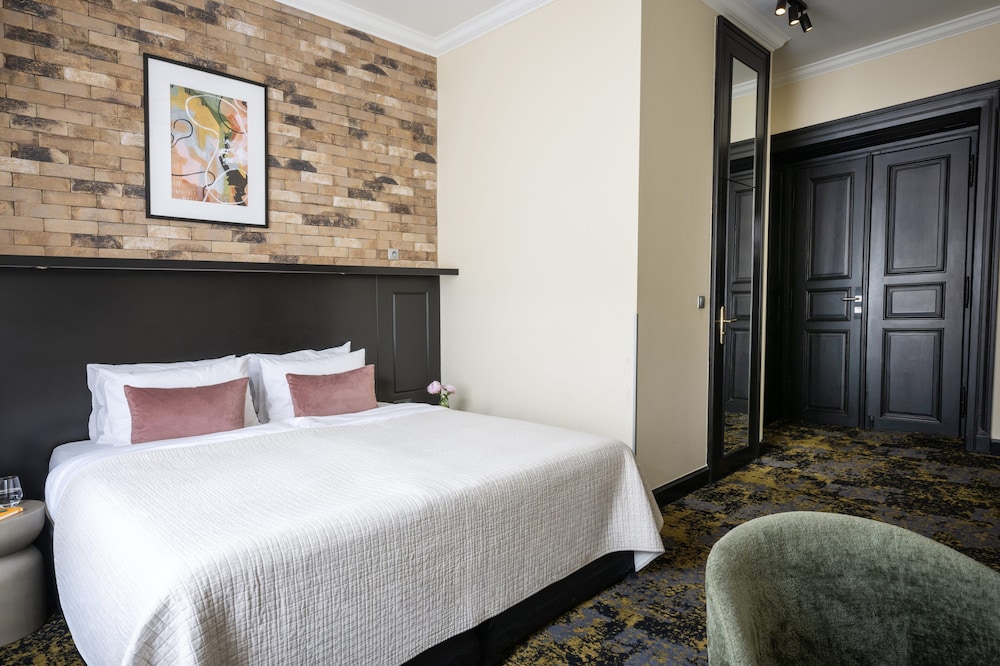 numa l Root Rooms and Apartments 31/81