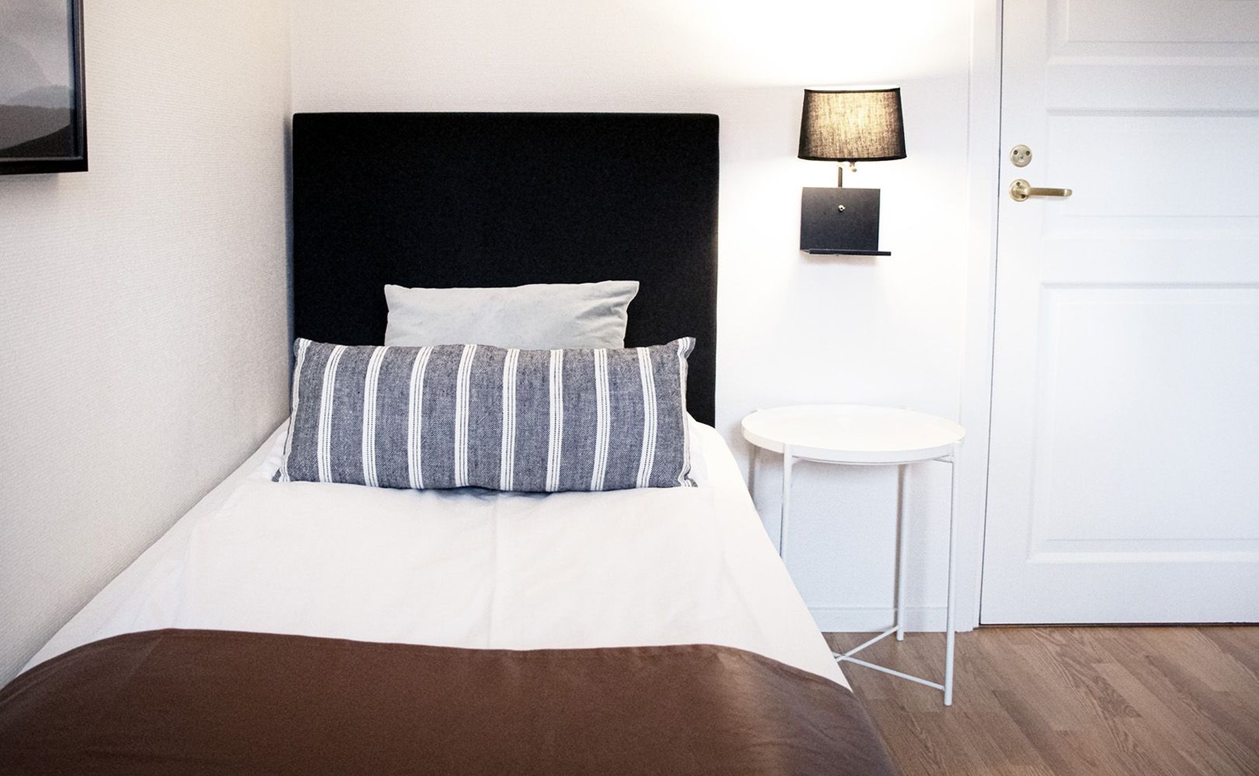 Room, Single