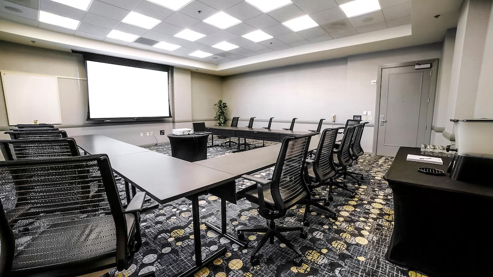 Georgia Tech Hotel and Conference Center 66/73