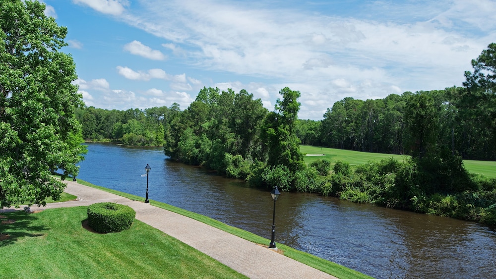 Disneys Port Orleans Resort French Quarter 41/50