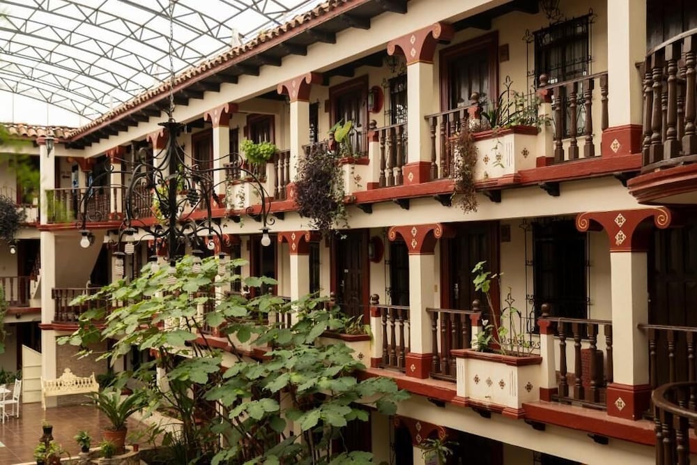 D Monica Hotel 2/45