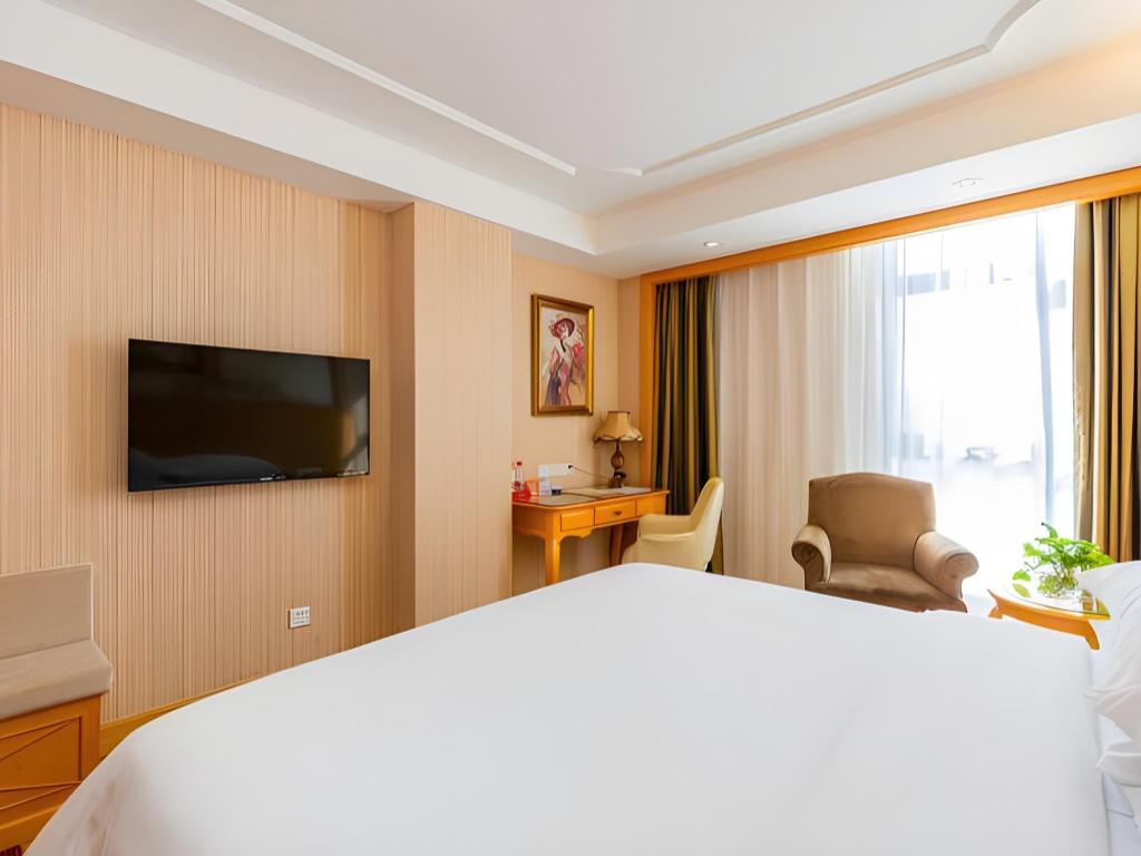Vienna Hotel (Shenzhen Shanglilang Metro Station) 28/60