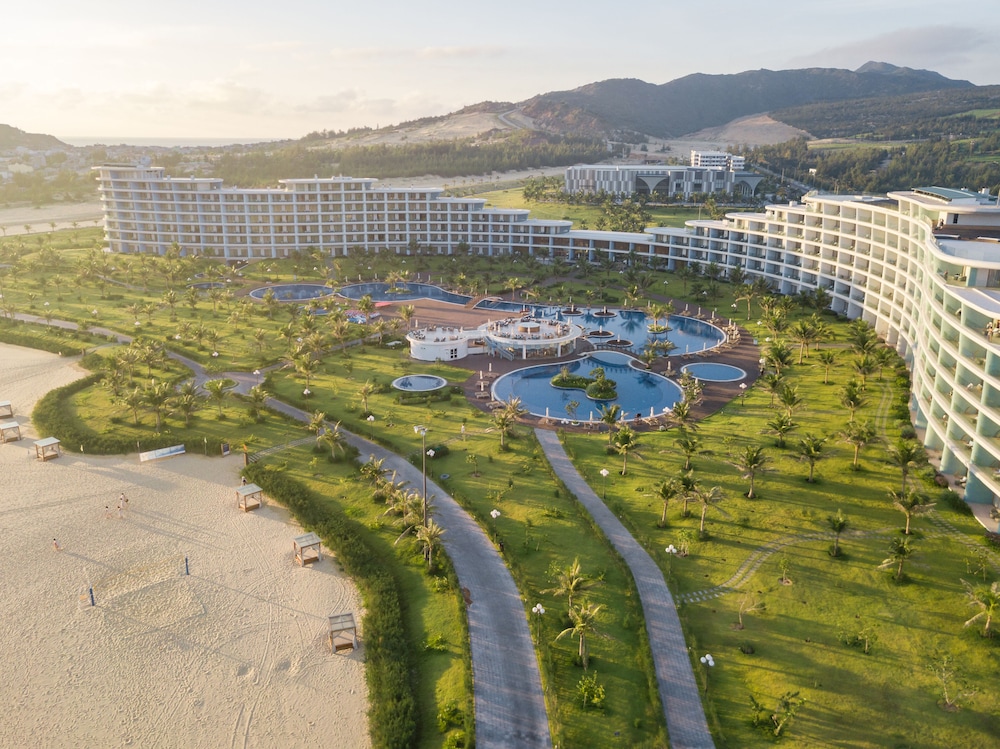 FLC Luxury Resort Quy Nhon 68/83
