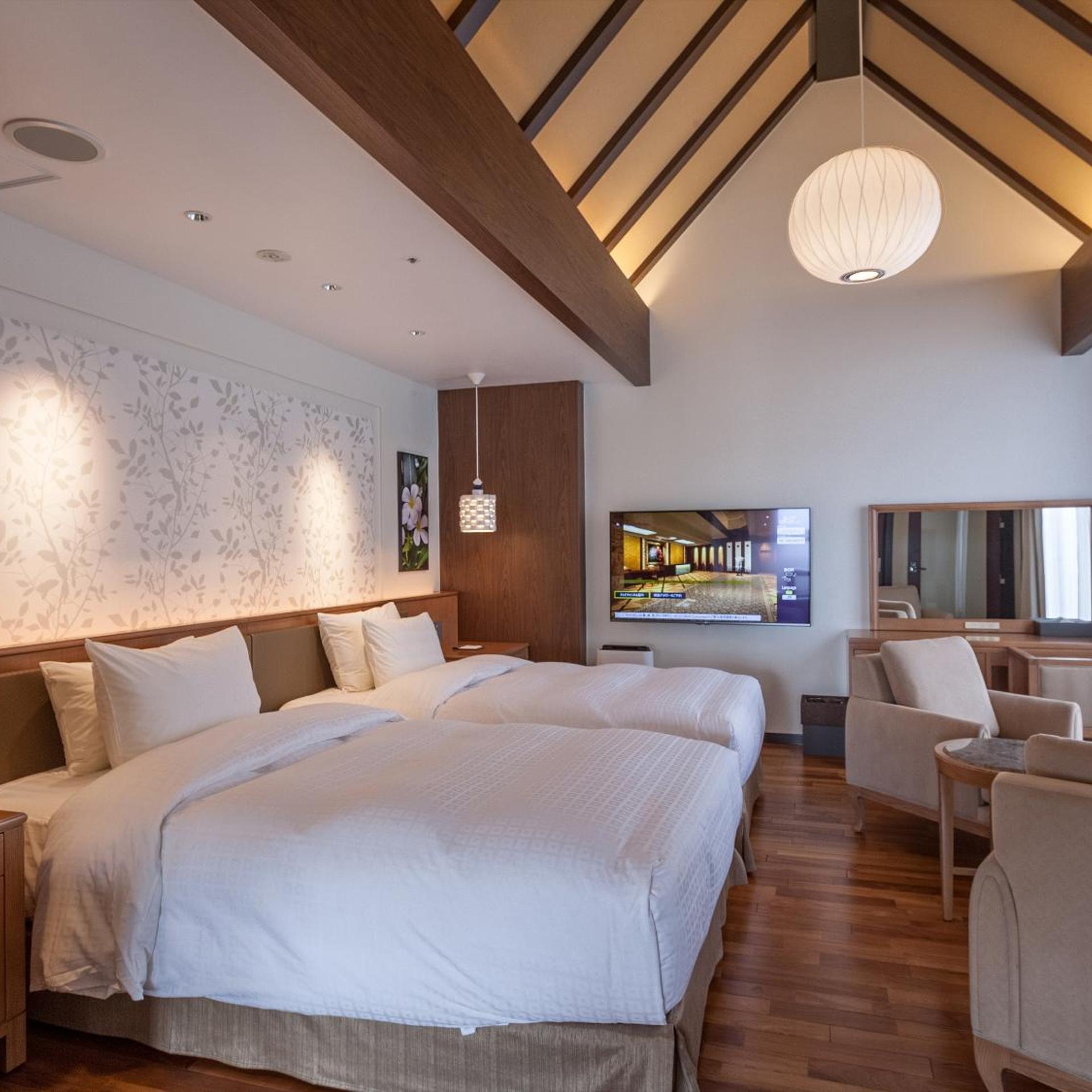 Pool, Executive, Suite, Villa, Lounge Access
