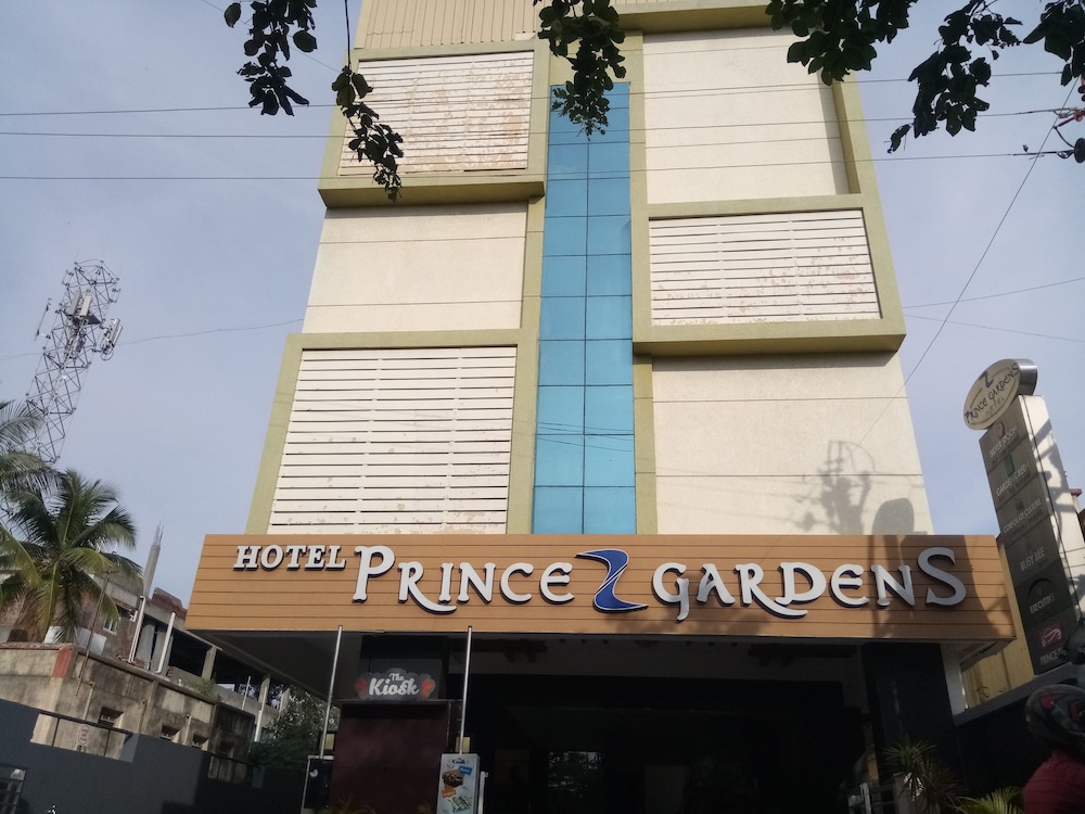 HOTEL PRINCE GARDENS 1/31
