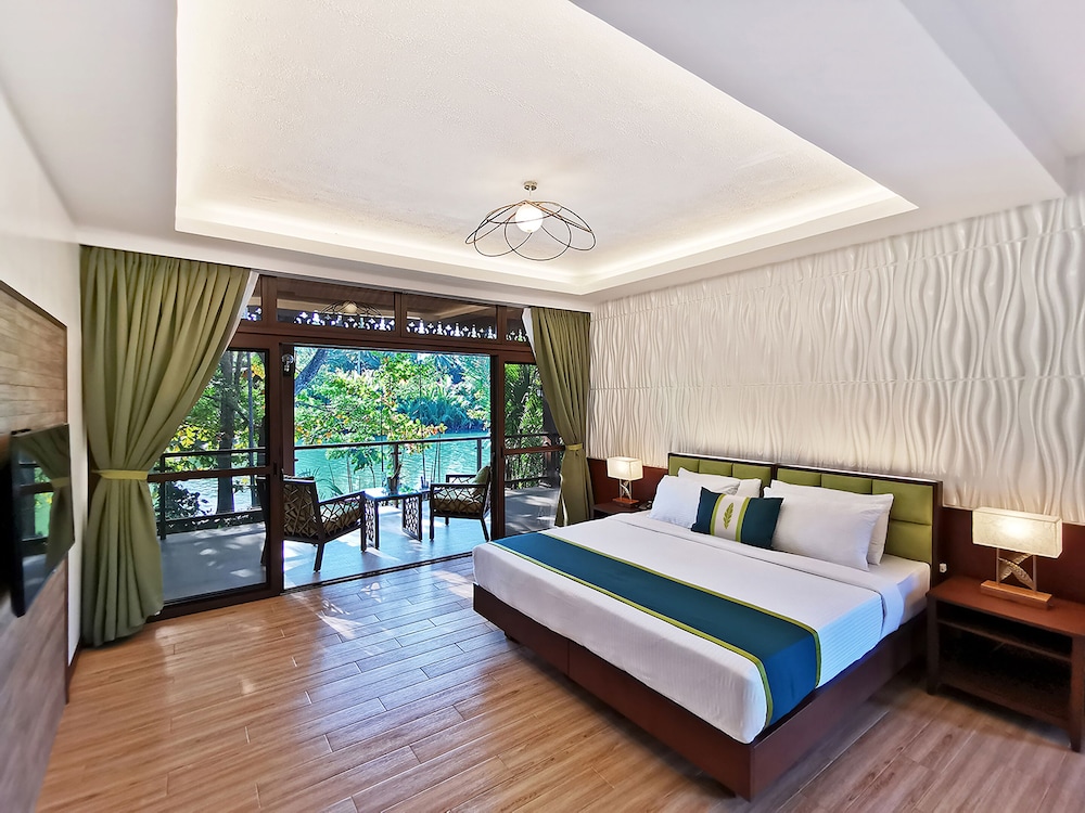 PREMIER, RIVER VIEW
