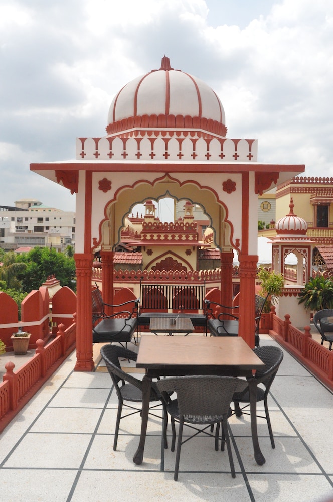 Hotel Sajjan Niwas 25/32