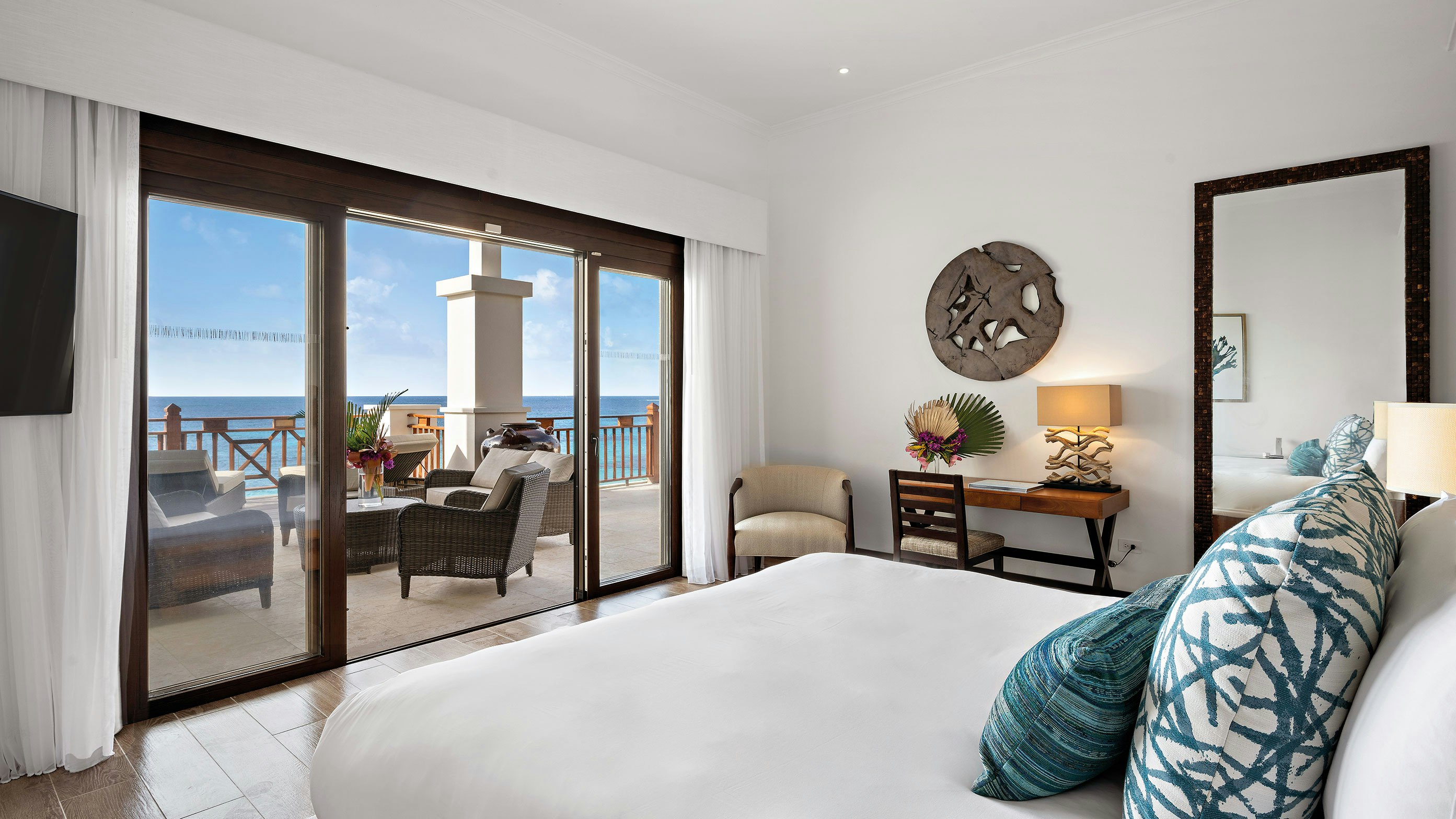 Zemi Beach House, LXR Hotels and Resorts 5/50