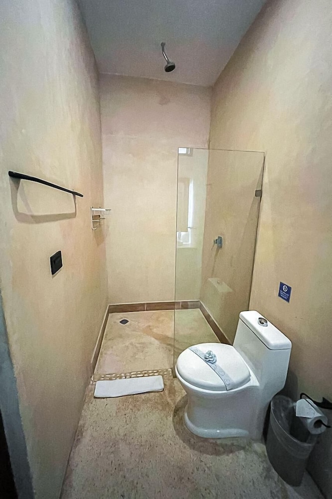 Grand, Master, Suite, King Bed، Hotel Boutique Grandiosa 7/8