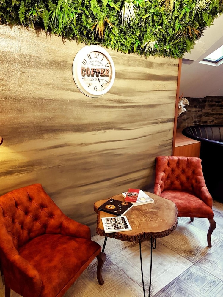 Bossuite Hotel Maltepe 36/50
