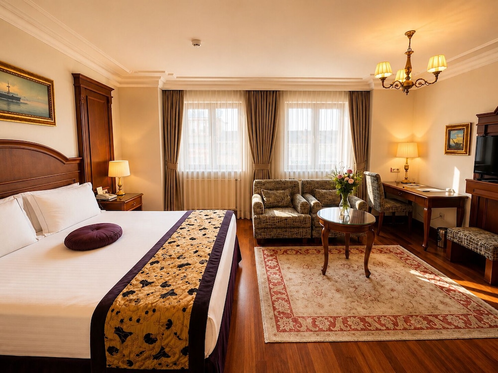 Glk Premier Regency Suites And Spa 24/74