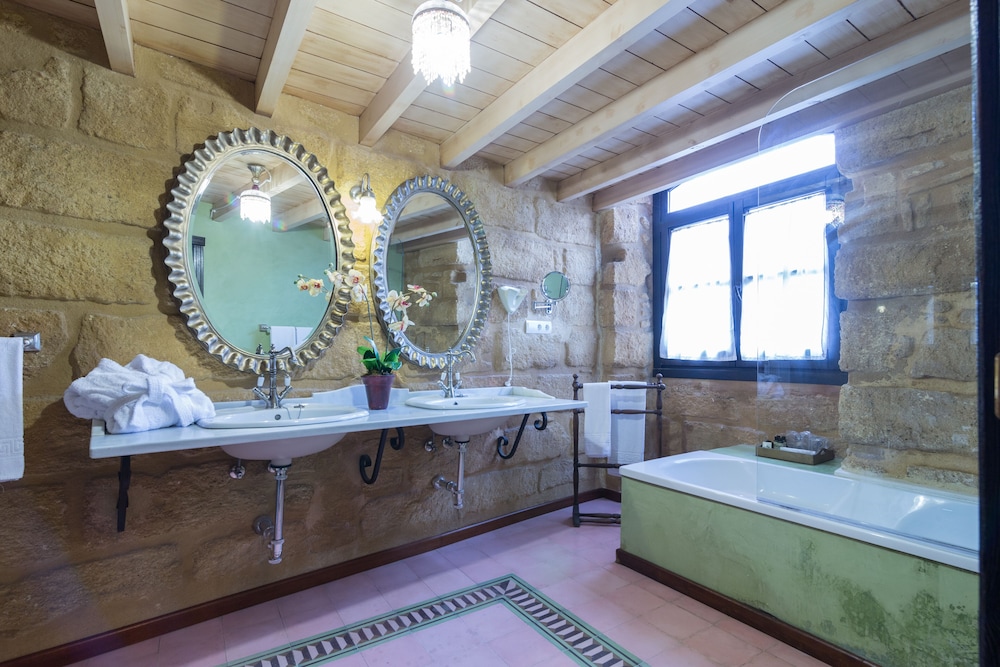 La Casona de Calderon Gastronomic And Boutique Hotel 24/50