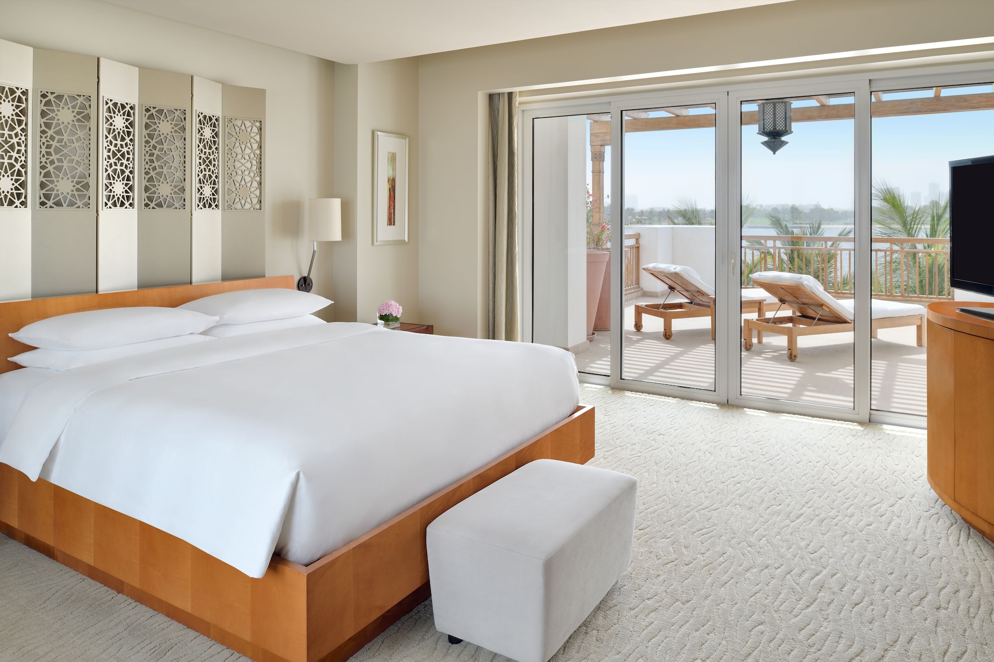 PARK, SUITE, TERRACE